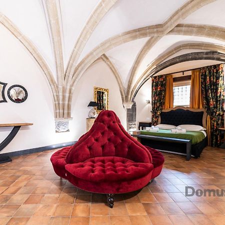 Piazza San Domenico Suite By Domusextra Napoli Exterior foto