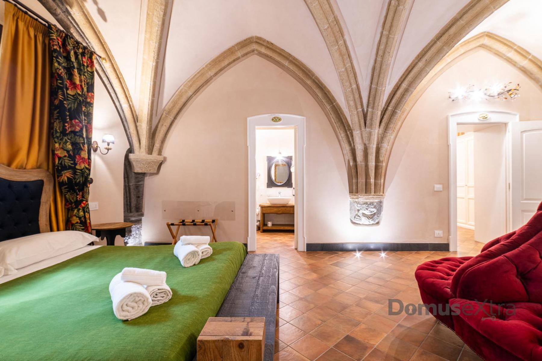 Piazza San Domenico Suite By Domusextra Napoli Exterior foto